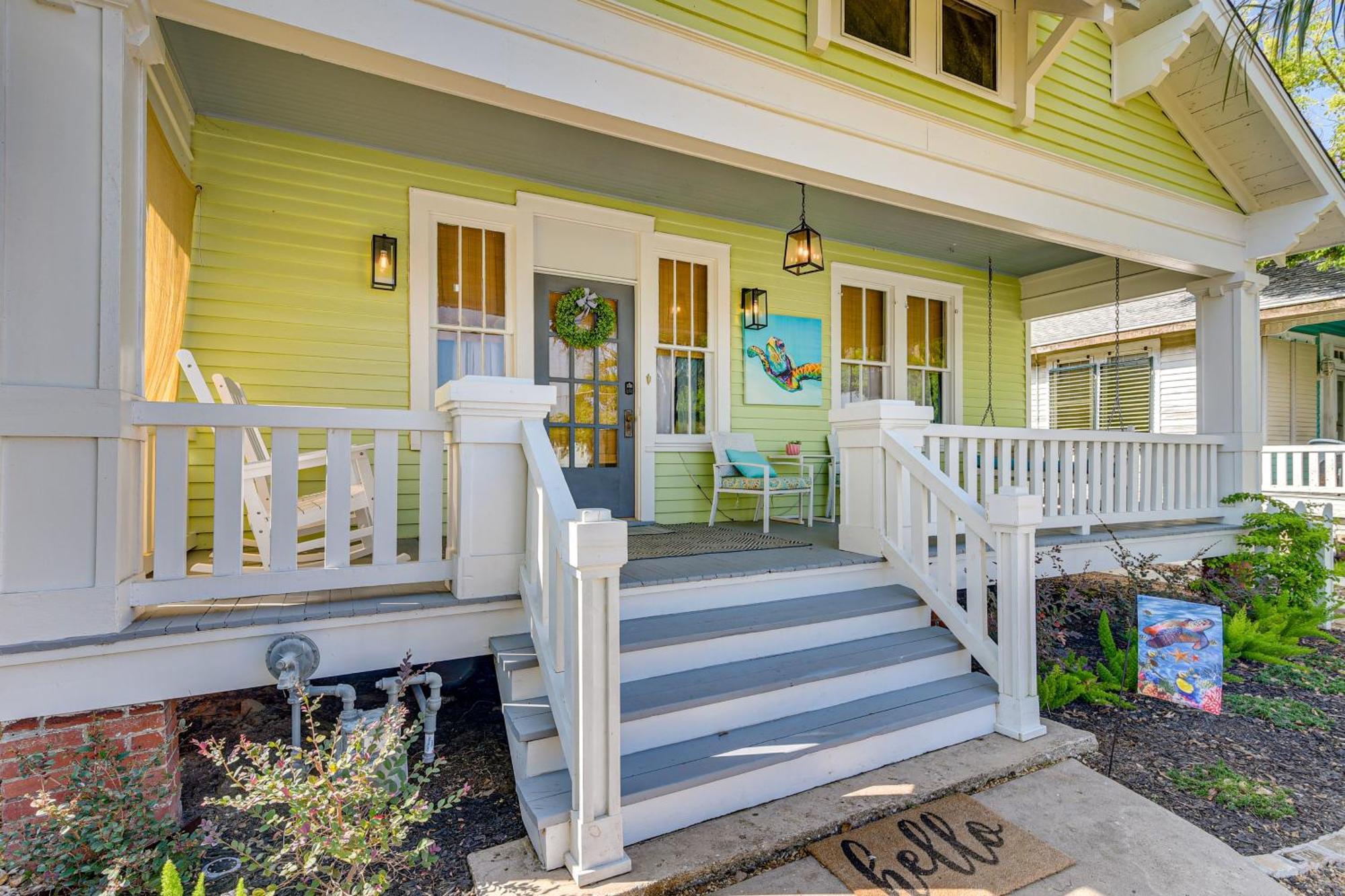 Walk To Galveston Beach Texas Home With Fenced Yard Zewnętrze zdjęcie